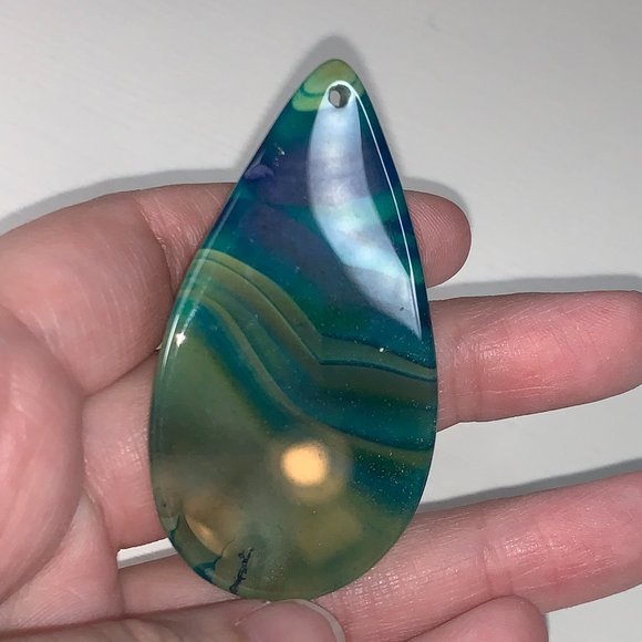 Green and Blue Onyx Agate Teardrop Pendant - Picture 2 of 8